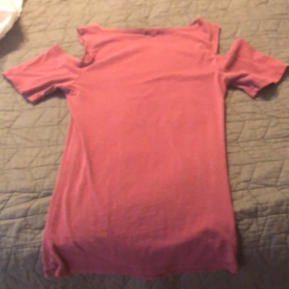 Cut out shirt - Picture 3 of 3